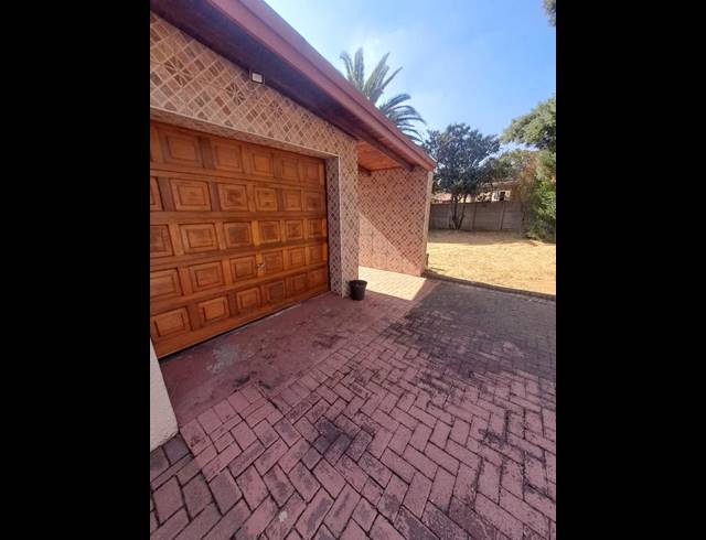 3 BEDROOM HOUSE FOR SALE IN SASOLBURG EXT 15